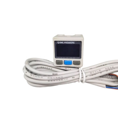 ZSE30AF-01-P SMC Digitale Druckschalter Zusammengesetzter Druck R1/8 2-Farb-Display PNP Offener Sammler 1 Ausgang