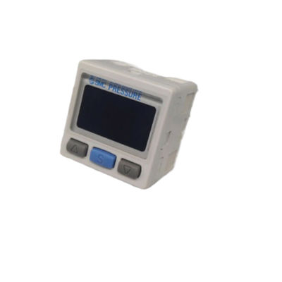 SMC Digitale Druckschalter ZSE30AF-01-A Zusammengesetzter Druck R1/8 2-Farb-Display NPN Offener Sammler 2 Ausgänge