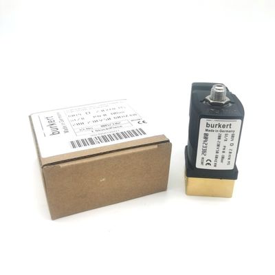 2/2 Normal geöffnet 00295651 Burkert Solenoidventil 20 Durchflusslöcher FKM (Fluorkautschuk) Versiegelter Messingventilkörper AC220V 8W 1-25bar