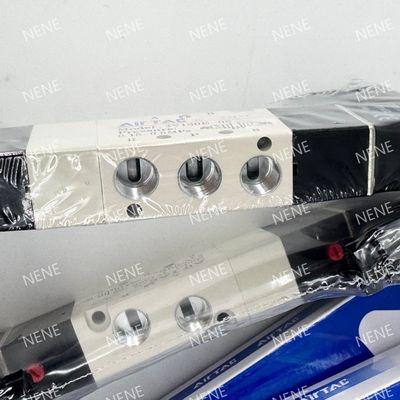 4V230C-08 Elektromagnetisches Ventil AIRTAC für Präzisionsflüssigkeiten Regel 5 Port 3 Position