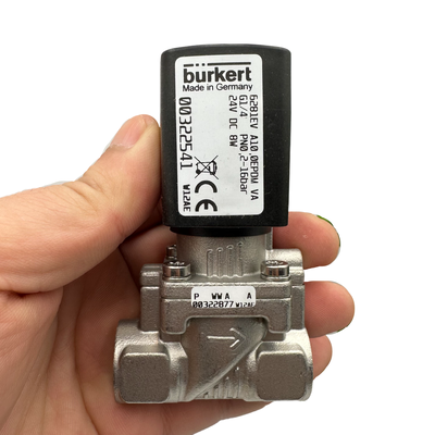 EPDM-Dichtungsmaterialien G1/4′′ Pneumatisches Magnetventil 24V Gleichstrom 2-Wege-normal geschlossenes Ventil und 2-Wege-normal geöffnetes Ventil Funktion 00322541