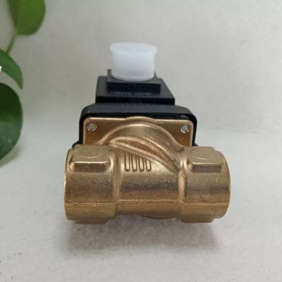 NBR Kautschukdichtung Burkert 00221619 6213 2/2 NC Solenoidventil, G3/4 Schleife 13 Durchflusskanal, Messinggehäuse AC24V 8W Stabilbetrieb -10~+80°C 0 bis 10 Bar